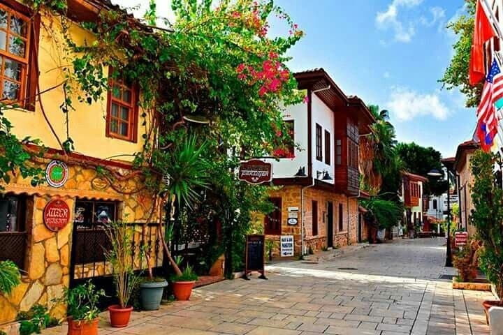 Antalya Old Town Shopping Tour: Bazaars, Malls & Local Finds photo 2