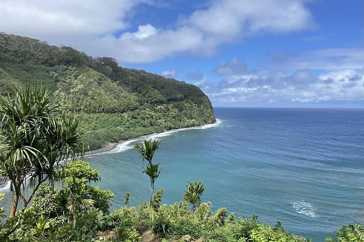 Full-Day Road to Hana Guided Tour: Bamboo Forests, Waterfalls & Black Sand Beaches photo 1