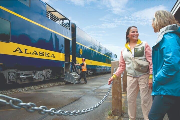 6-Day Grand Alaska Tour for Ages 50+ — Seward to Denali Highlights photo 2