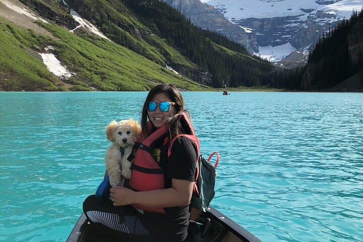 Dog-Friendly Banff Day Tour to Lake Louise & Moraine Lake