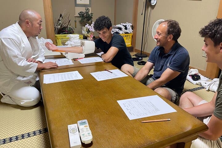 Takigyo Waterfall Meditation near Odawara: Traditional Japanese Waterfall Training Experience photo 3