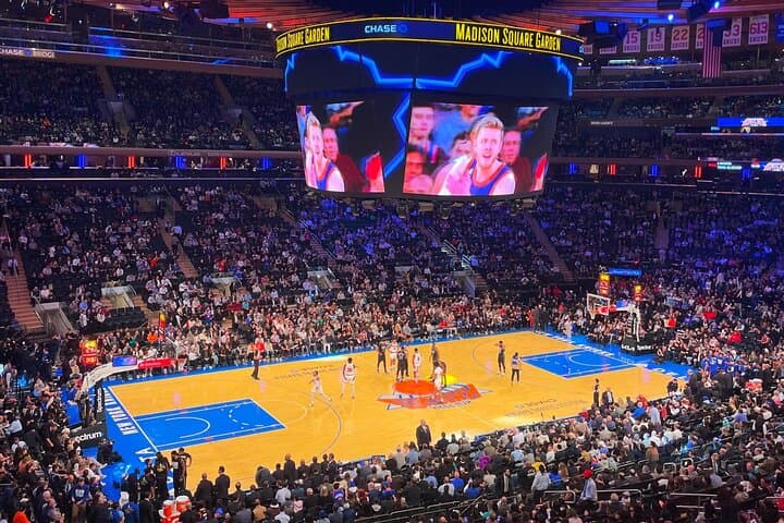 New York Knicks Game at Madison Square Garden — Live NBA Experience & Practical Tips photo 6