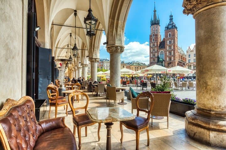 Family-Friendly Krakow Old Town Walking Tour with Vistula Cruise photo 4