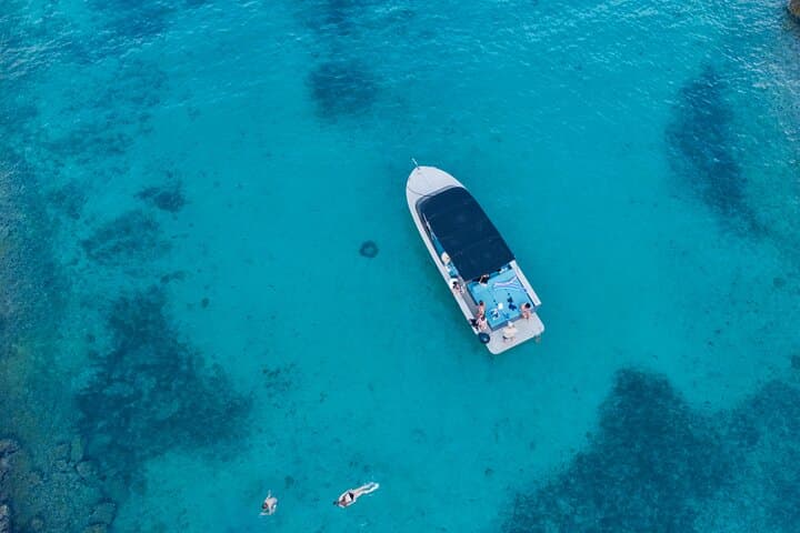 Blue Lagoon Luxury Boat Tour from Split: 5-Hour Snorkel, Trogir & Šolta photo 4