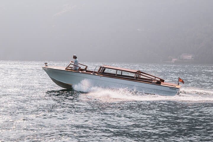 Private Wooden Venetian Taxi Boat Tour on Lake Como (1–4 hrs) photo 3