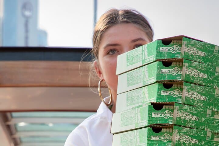 Amsterdam Canal Pizza Cruise: 75-Minute Guided Tour with Drinks & Ice Cream photo 3