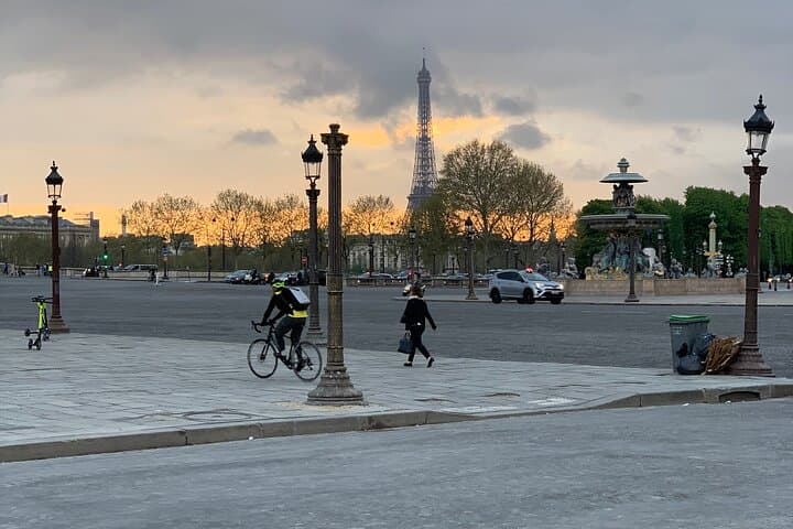 Paris TukTuk Tour — 2-Hour Three-Wheeled City Adventure Through Iconic Sights photo 6