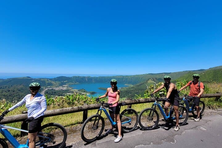 Sete Cidades E‑Bike Rim-to-Lakes Adventure: All‑Mountain Ride on São Miguel photo 1