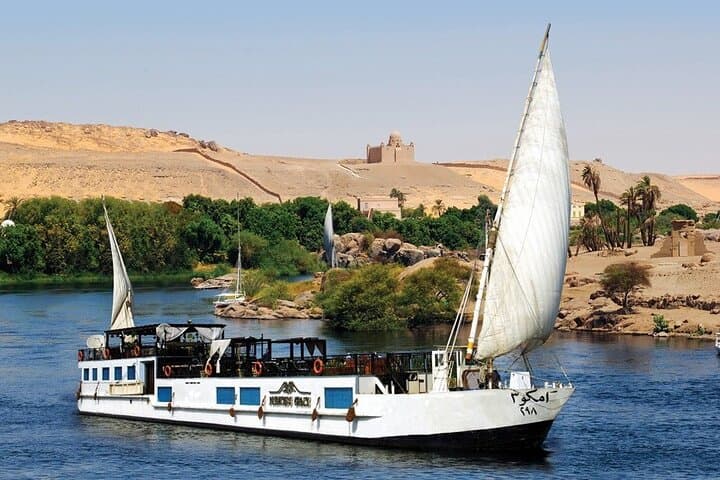 Serene 3-Night Merit Dahabiya Nile Cruise: Aswan to Luxor by Sail