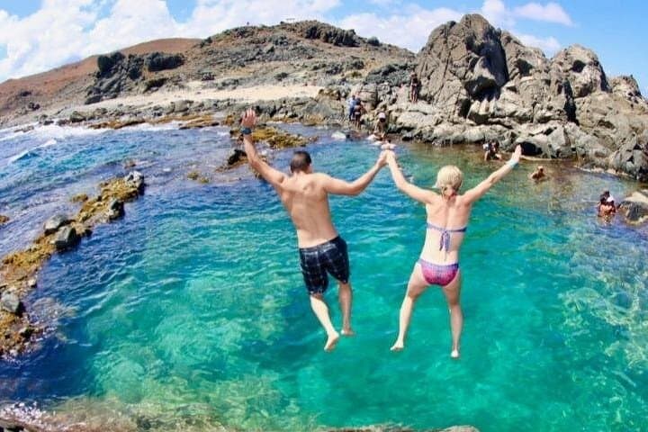Aruba Private Jeep Tour to Natural Pool, Caves & Coastal Lookouts photo 1