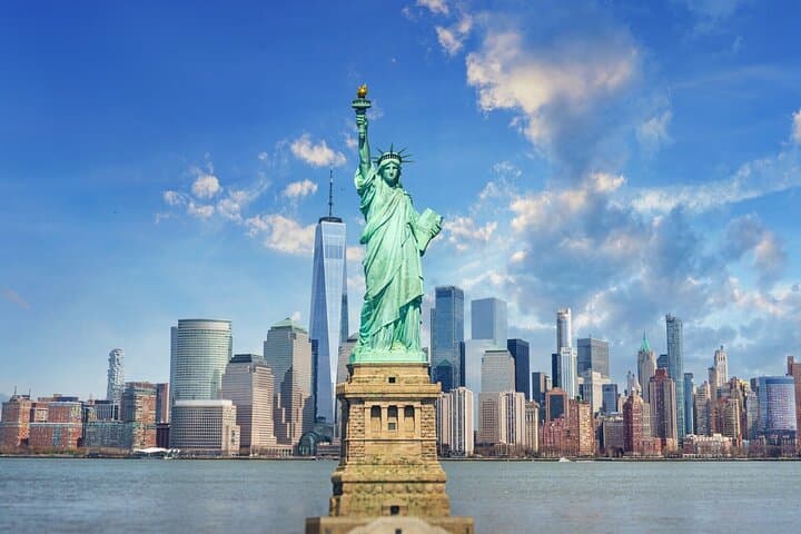Explore Freedom: A Guided Tour of Statue of Liberty & Ellis Island photo 1