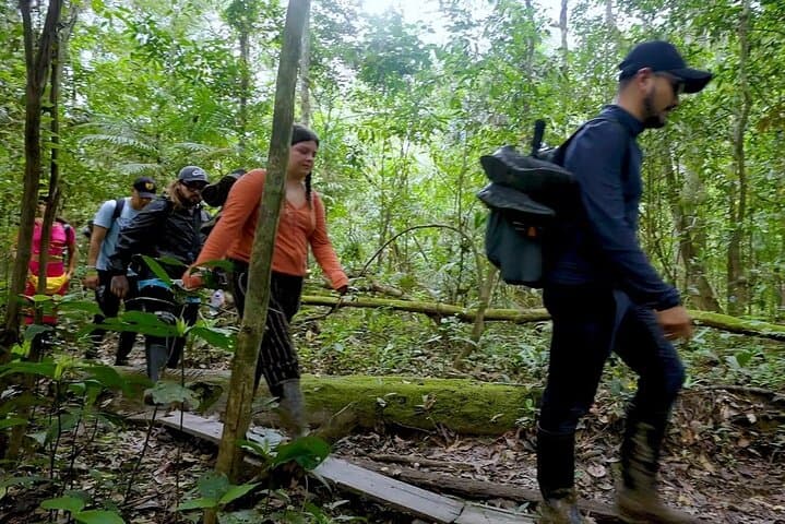 Leticia Jungle Safari: 2-Day Floating House & Night River Safari on the Amazon photo 2