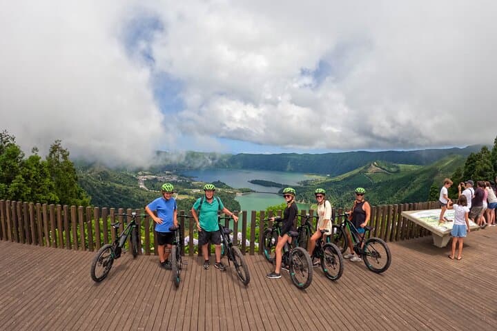 Sete Cidades E‑Bike Rim-to-Lakes Adventure: All‑Mountain Ride on São Miguel photo 2