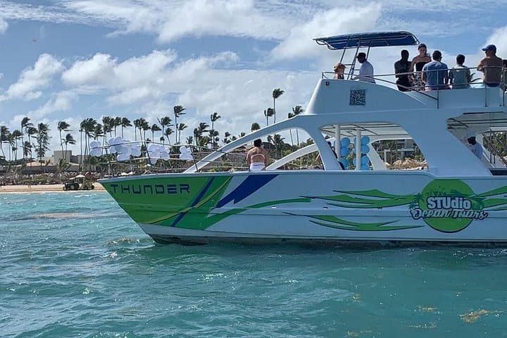 Punta Cana Bavaro Party Boat: Snorkel Reefs, Natural Pool & Open-Bar Cruise photo 4