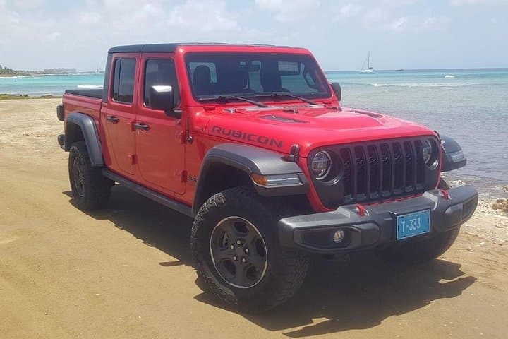 Aruba Private Jeep Tour to Natural Pool, Caves & Coastal Lookouts photo 2