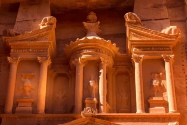 Wadi Rum to Petra Private Day Trip — Full-Day Round-Trip Transfer