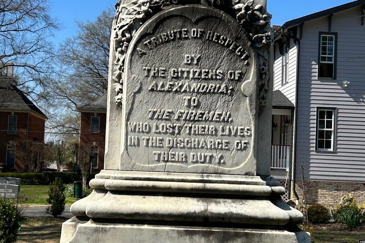 Ivy Hill Cemetery Tour: Victorian Elegance & Notable Lives in Alexandria photo 3