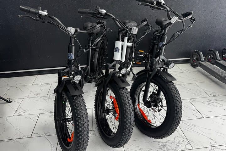 Hiboy EX6 Step-Thru Fat Tire E-Bike Rental on the Galveston Seawall