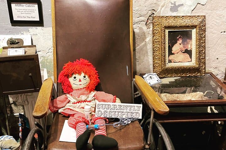 New Orleans Mystic Combo: Psychic Reading, Haunted Museum & Voodoo Doll Workshop photo 4