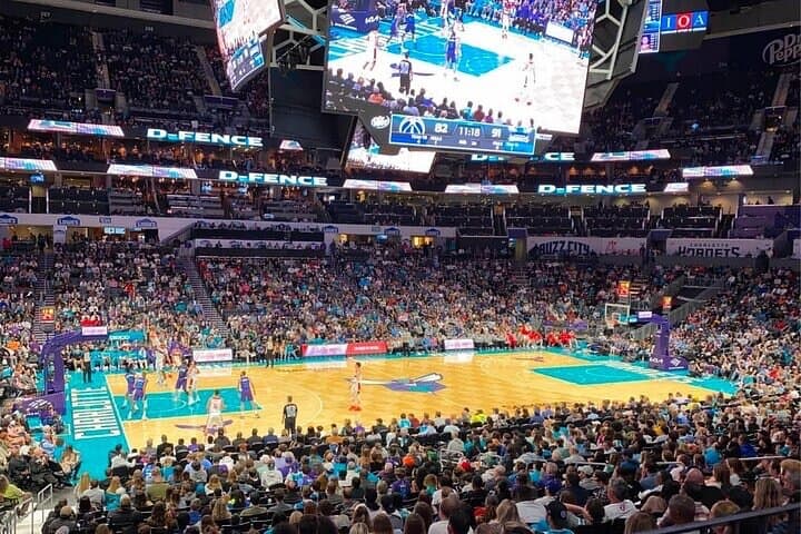 Live Charlotte Hornets Game at Spectrum Center: What to Expect, Tips & Local Must-Dos photo 2