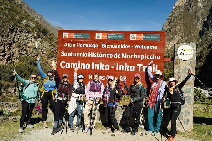 Classic Inca Trail 4-Day Trek to Machu Picchu — 43 km Pilgrimage Guide photo 4
