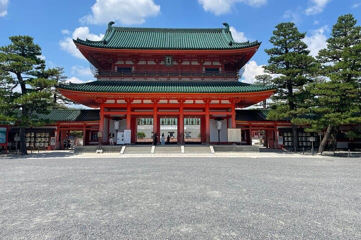 Kyoto Cycle Tour: Explore Higashiyama by Bike — 23 km Cultural Loop photo 4