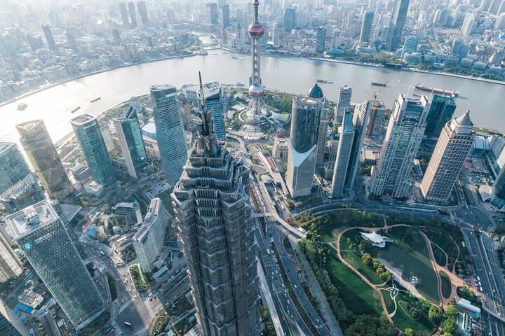 Private Full-Day Shanghai: Bund, Yuyuan Garden & Shanghai Tower Highlights photo 2