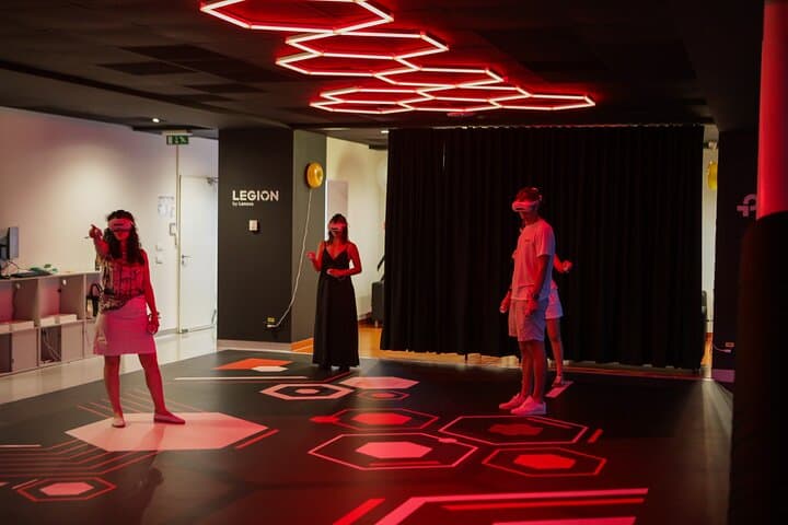 Gateway VR Studio: Immersive Virtual Reality Hour in Bucharest photo 2