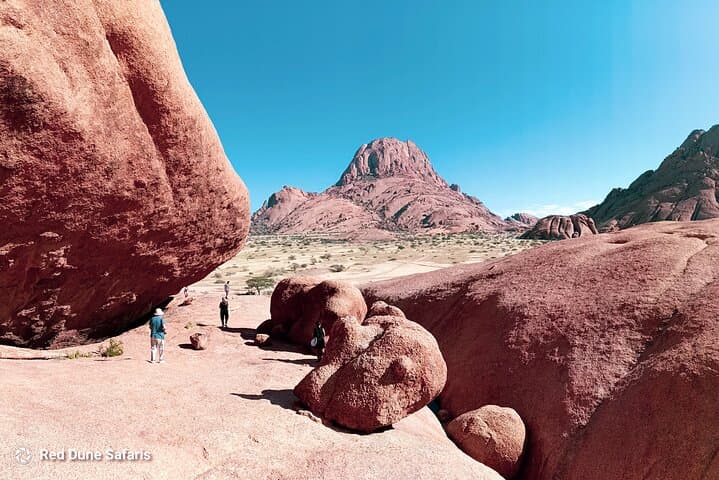 Spitzkoppe & Swakop River Valley Full-Day 4x4 from Walvis Bay