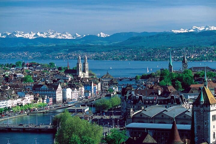 Zurich to Mount Titlis & Lucerne: Private Day Tour with Titlis Cable Car photo 5