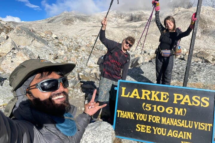 Manaslu Circuit Trek: 14-Day Himalayan Trekking Adventure