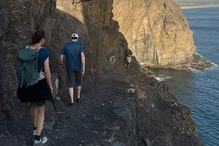 Sunset Hike to Dona Amélia Lighthouse — São Vicente Coastal Trail photo 5