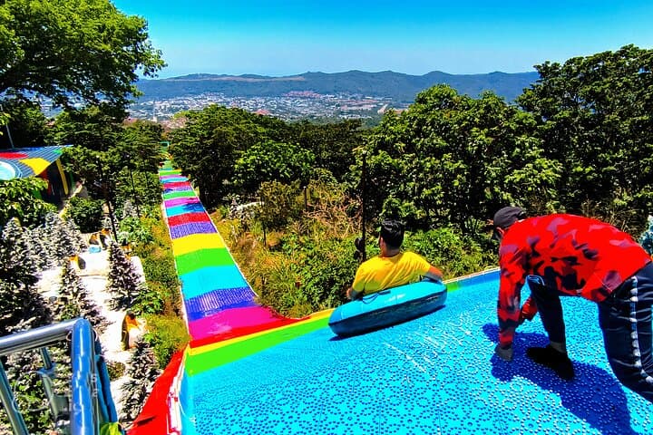 San Salvador Adventure: El Boquerón Volcano, Rainbow Slide & Historic Center Tour photo 1