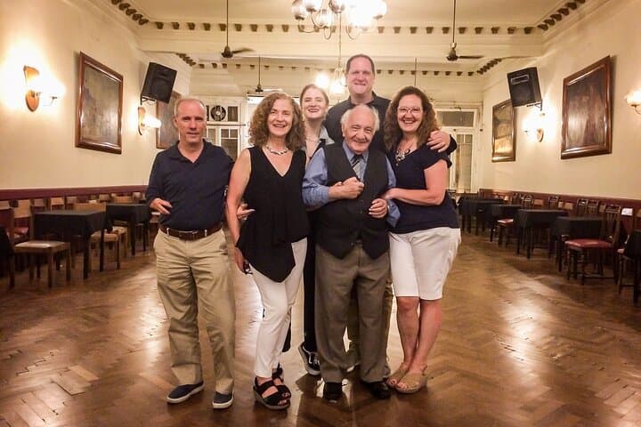 Buenos Aires Tango Lesson & Milonga: Learn to Dance Like a Local photo 4