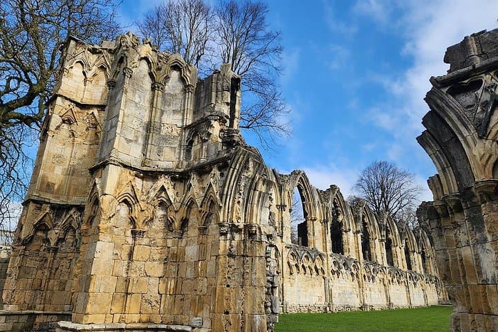 Walk Through Winterfell: A Game of Thrones Fan Tour of York photo 1