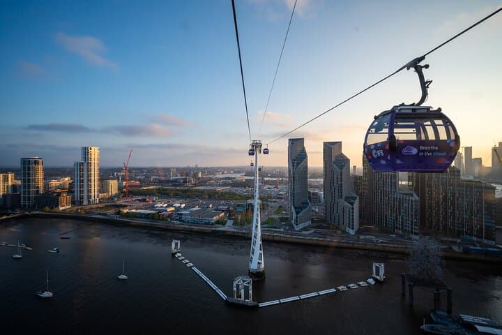 ifs-cloud-cable-car-fast-track-round-trip-london-airline-views