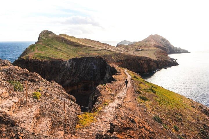 Madeira Active Escape: Hike Ponta de São Lourenço and Pico Ruivo with Coastal Boat Return photo 3