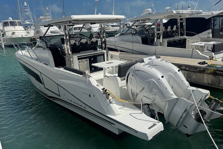 St. Thomas Private Boat Charter for Beaches and Snorkeling photo 3