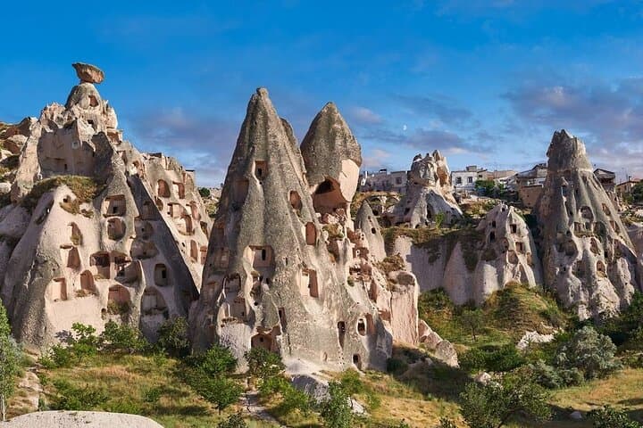 Cappadocia private full-day guided tour: red & green routes with pro guide photo 2