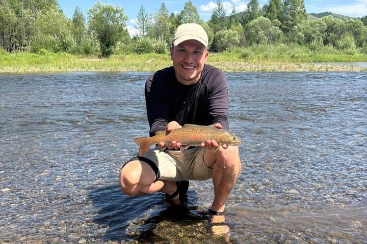 Fishing and Wild Camping Near Ulaanbaatar: 2-Day Guided Tuul River Escape