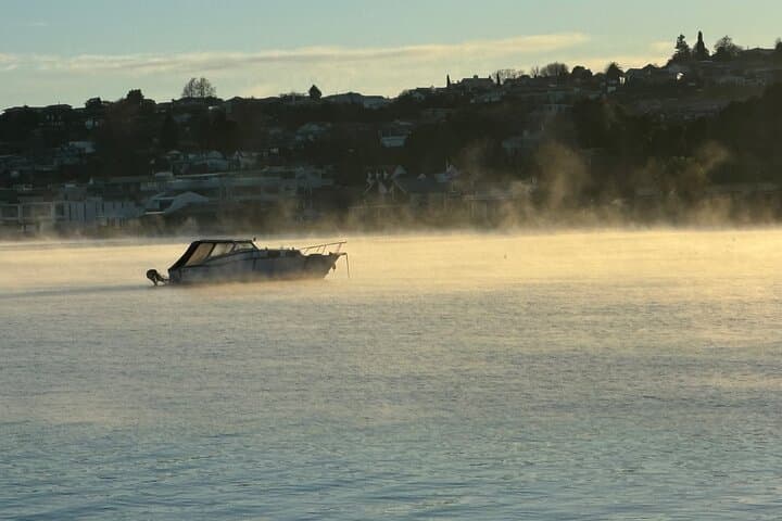Lake Taupo Great Lake Tour: Huka Falls & Mine Bay Maori Rock Carvings (Day Trip from Auckland) photo 5