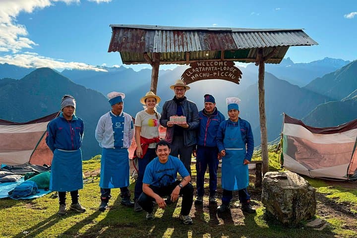 Salkantay Trek 5-Day Route: Glamping, Humantay Lake & Vistadome Return photo 3