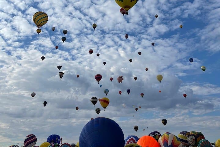 Hot Air Balloon Over Teotihuacan: Sunrise Flight & Guided Pyramid Tour photo 4