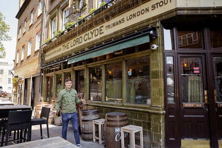 Southwark Pub Walking Tour: Discover Four Historic Pubs & Thames Stories photo 3