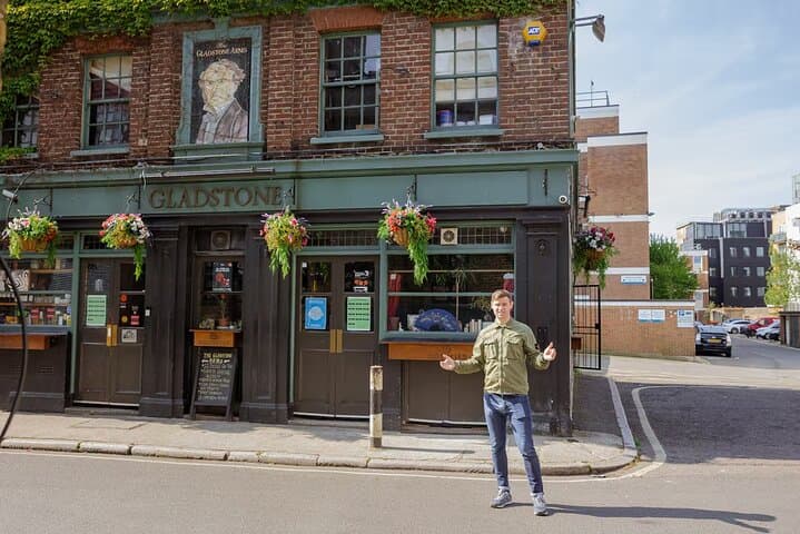 Southwark Pub Walking Tour: Discover Four Historic Pubs & Thames Stories photo 4