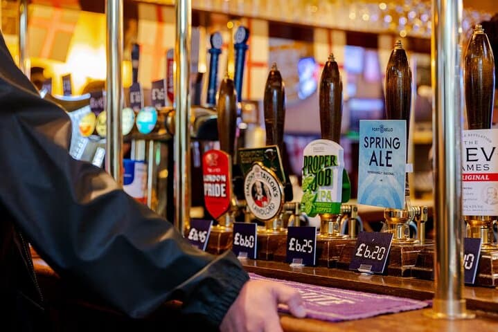 Southwark Pub Walking Tour: Discover Four Historic Pubs & Thames Stories photo 6