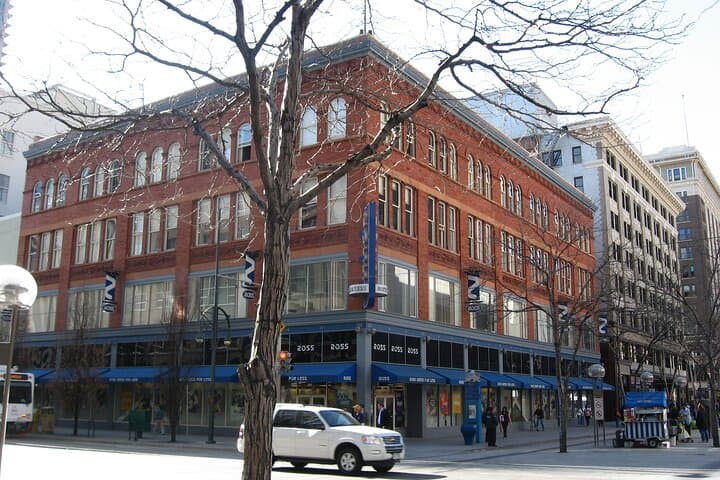 Gaslamp Quarter Walking Audio Tour: History, Ghosts & Victorian Architecture photo 5