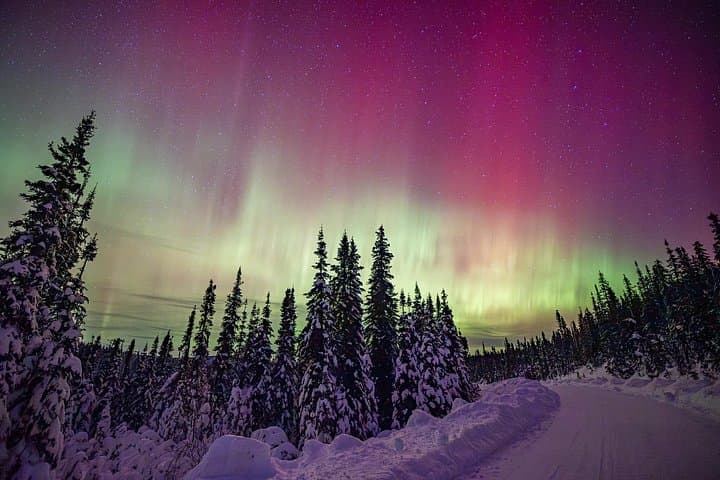 Iceland Northern Lights 4x4 Tour from Reykjavík — Best Aurora Hunt photo 2