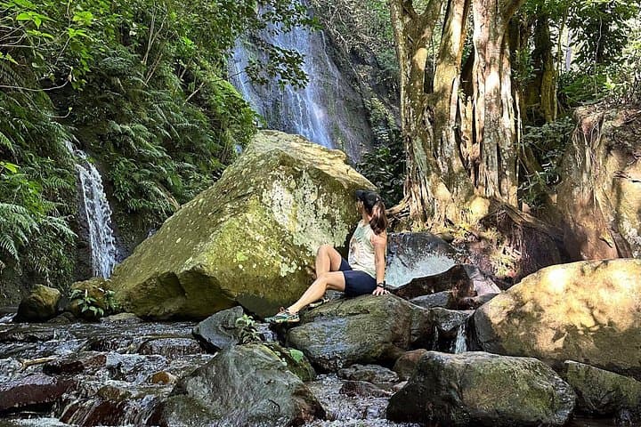Juayúa Waterfalls Trek and Nahuizalco Experience — Ruta de las Flores Hike photo 2