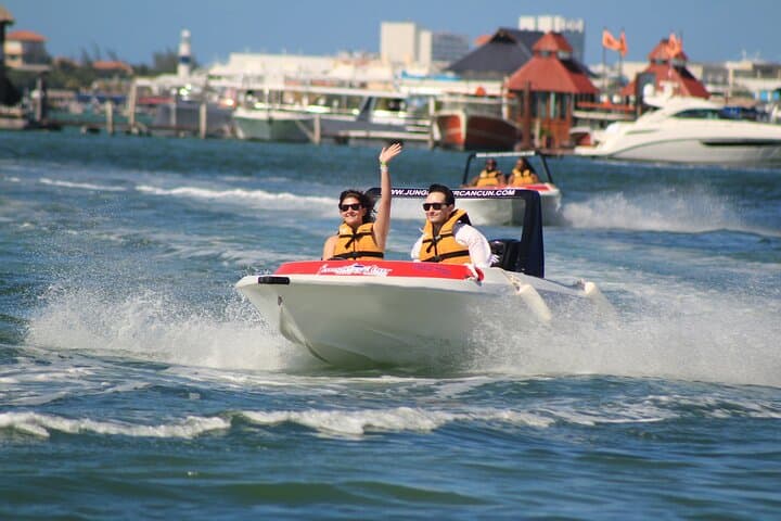 Drive Your Own Speedboat and Snorkel Punta Nizuc Reef in Cancun